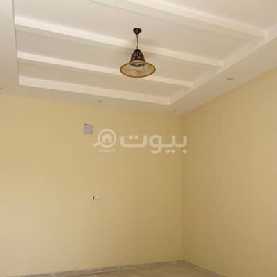 4 Bedroom Floor for Sale in Hail, Hail Region - .
