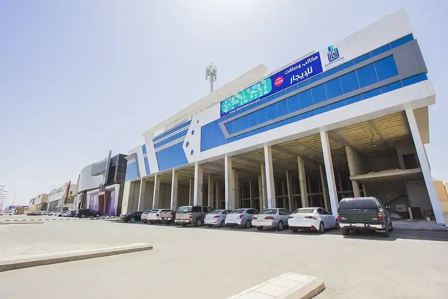 للإيجار معارض تجارية بالياسمين، شمال الرياض