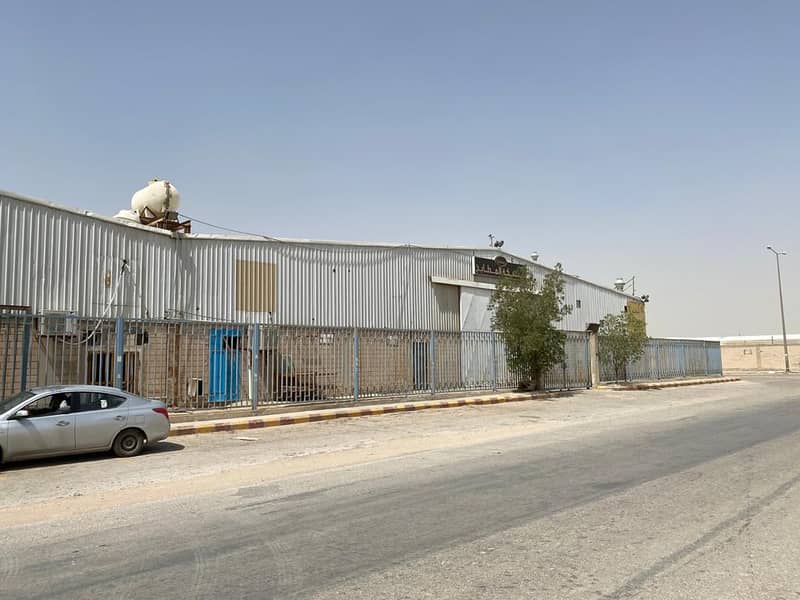 مصنع للبيع في المناخ، جنوب الرياض