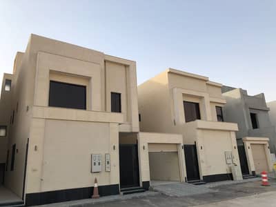 3 Bedroom Villa for Sale in Riyadh, Riyadh Region - Villa in Riyadh，East Riyadh，Al Rimal 3 bedrooms 2000000 SAR - 87534411