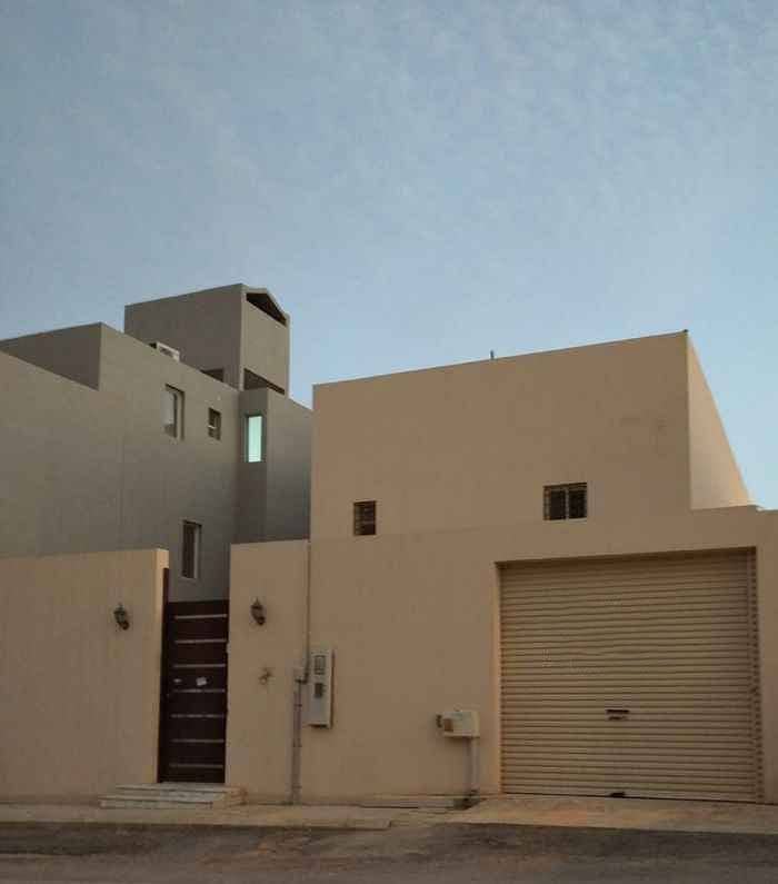 Villa with a roof for rent in Al Narjis District, North of Riyadh