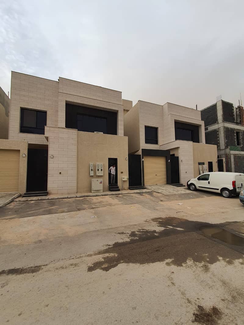 للبيع فيلا درج صالة مع شقتين، حي النرجس شمال الرياض للبيع فيلا درج صالة مع شقتين، حي النرجس شمال الرياض