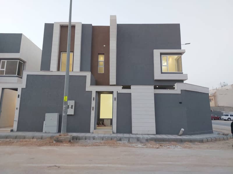 For sale a luxury villa, | internal staircase and apartment in Al Dar Al Baida, south of Riyadh