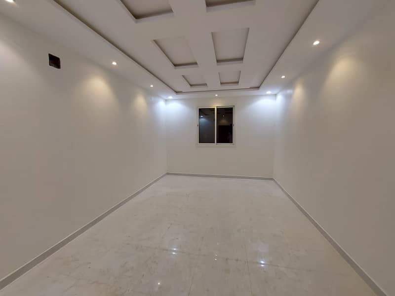 A floor for sale in Al Aziziyah, South Riyadh