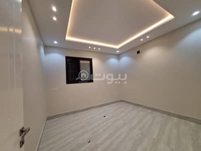 3 Bedroom Floor for Sale in Riyadh, Riyadh Region - Upper floor with roof in Al Qadisiyah, East Riyadh