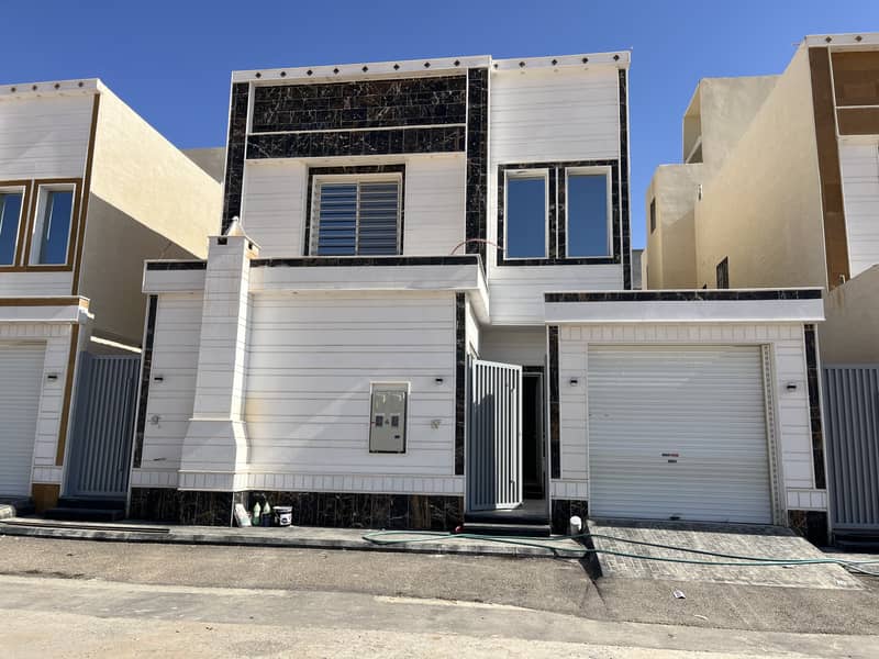 Villa in Riyadh，East Riyadh，Al Rimal 5 bedrooms 1550000 SAR - 87513402