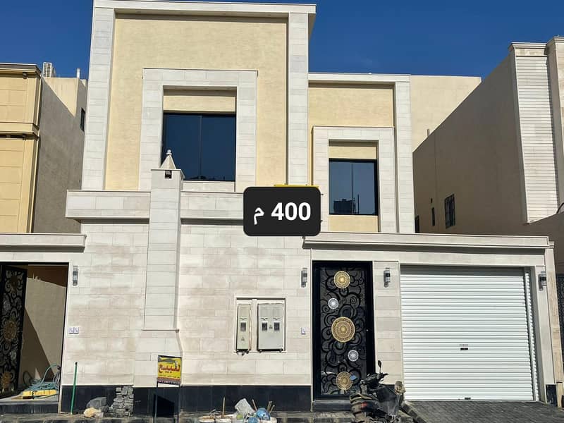 Villa for sale in the Golden Sands neighborhood, 400 m internal stairs, and two apartments, southeast of Riyadh