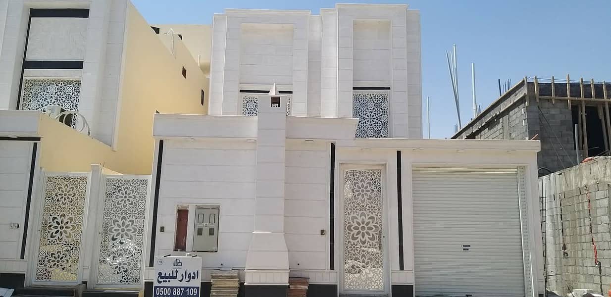 دور للبيع بحي العزيزية، جنوب الرياض