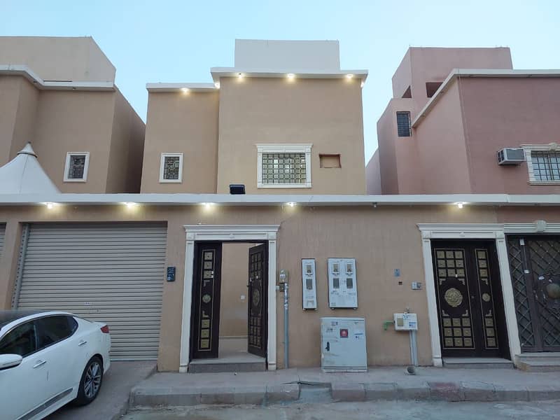 دور علوي مع شقة للبيع في حي الدار البيضاء، جنوب الرياض