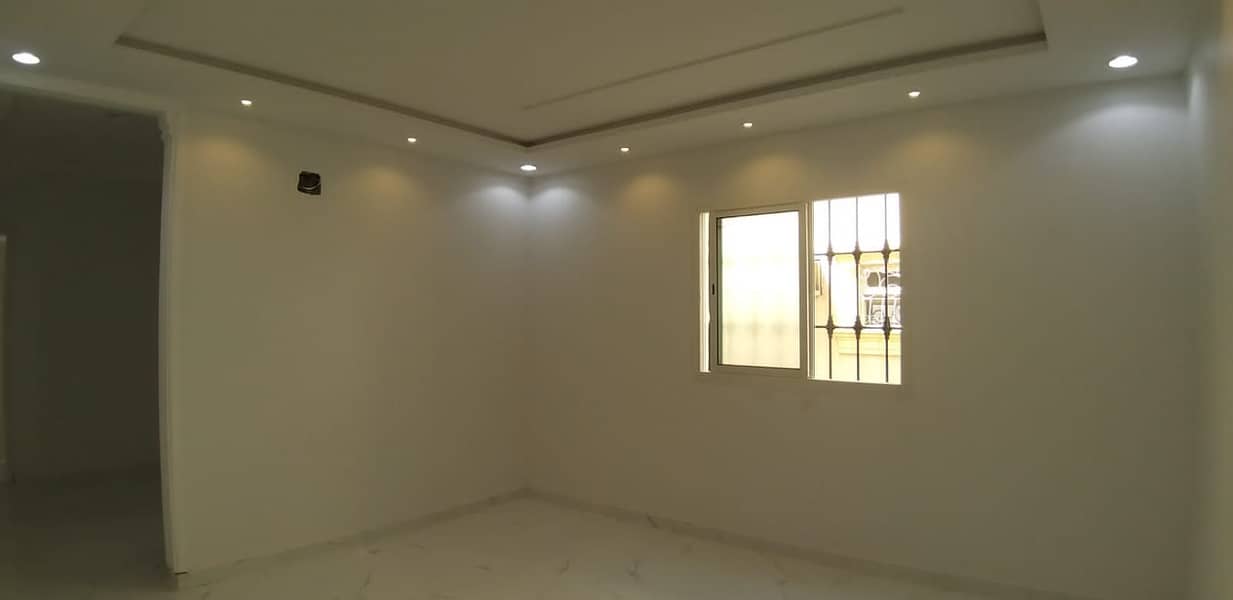 Upper Floor With A Deed And No Roof For Sale In Al Aziziyah, South Riyadh