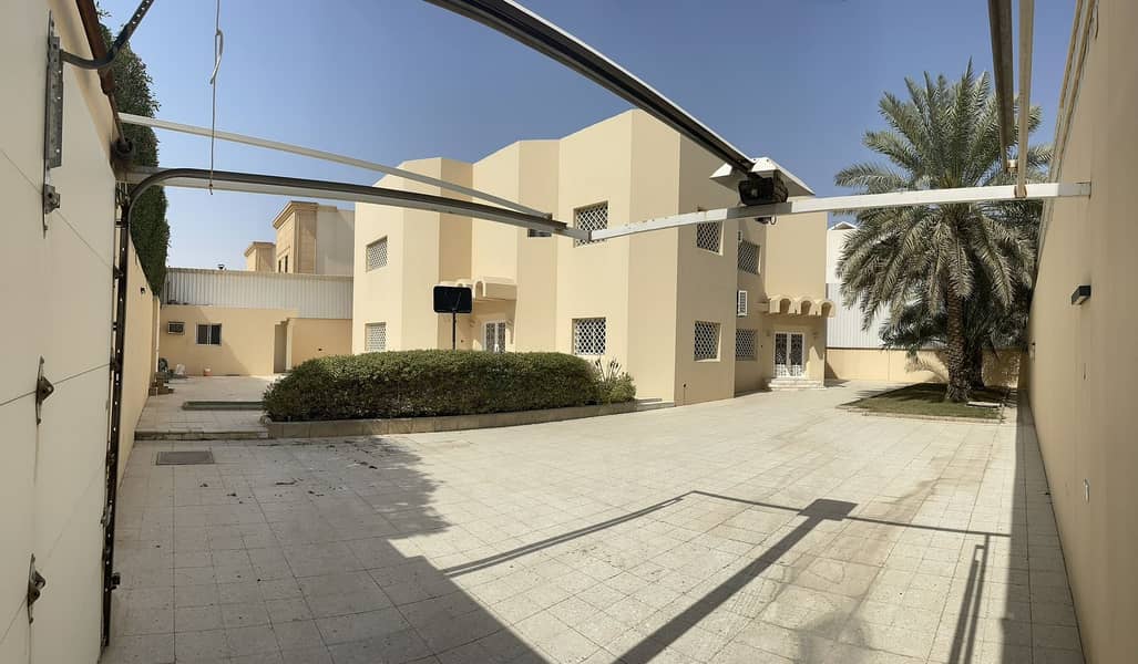 Villa for sale in Al-Rawdah, east of Riyadh