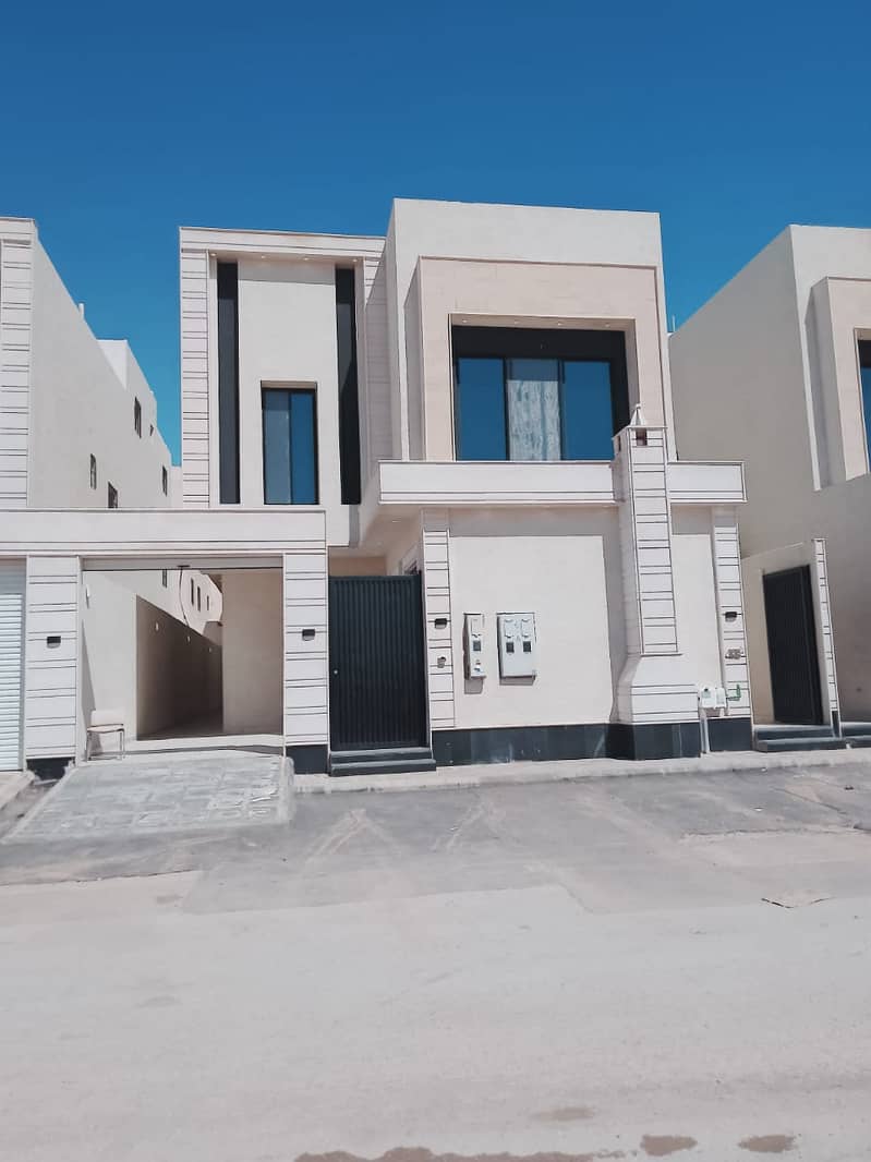Villa in Riyadh，East Riyadh，Al Rimal 5 bedrooms 1200000 SAR - 87525884