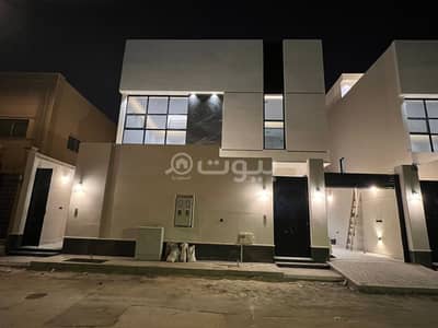 فیلا 5 غرف نوم للبيع في الرياض، منطقة الرياض - فيلا درج داخلي مع شقة للبيع في إشبيلية، شرق الرياض