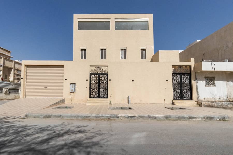 For rent a luxurious fully furnished villa in Al Sulimaniyah, North Riyadh