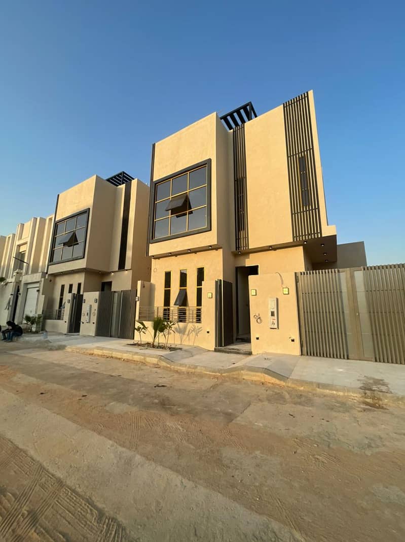 Villa in Riyadh，West Riyadh，Al Mahdiyah 5 bedrooms 1800000 SAR - 87525159