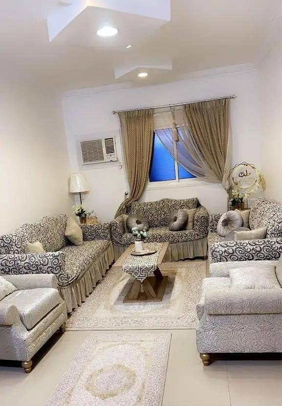 Apartment for sale in Dhahrat Laban district, west of Riyadh