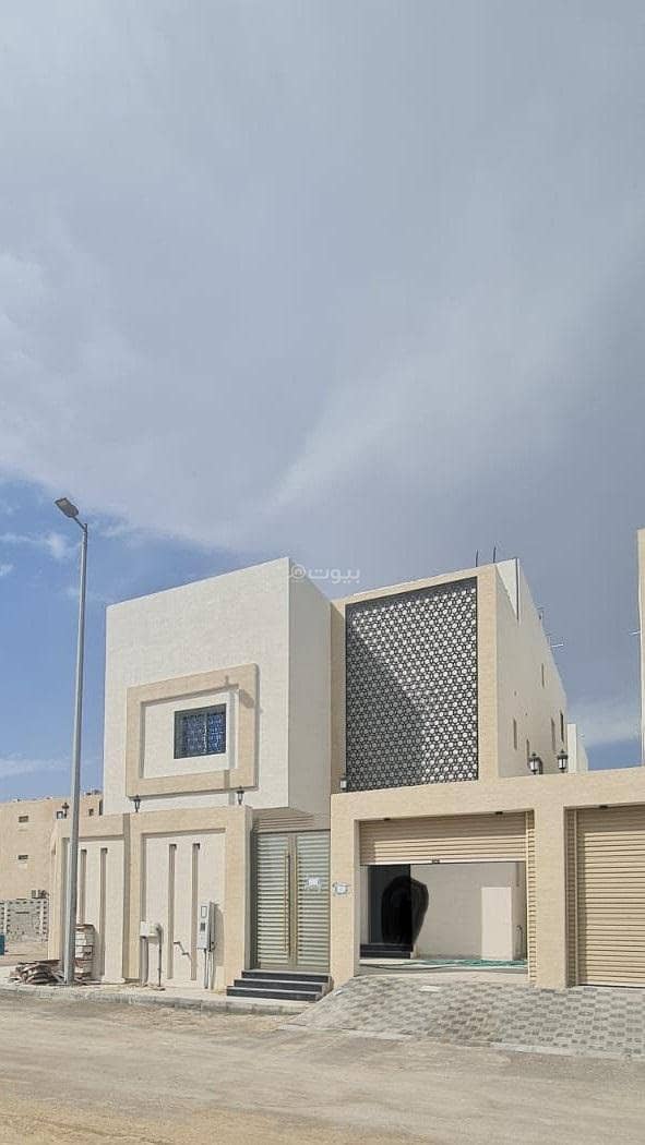 Detached Villa + Annex For Sale In Al Sawari, Al Khobar