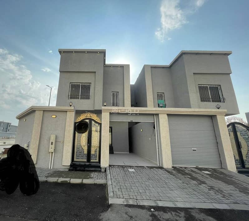 Semi-attached villa for sale in King Fahd Suburb, Dammam