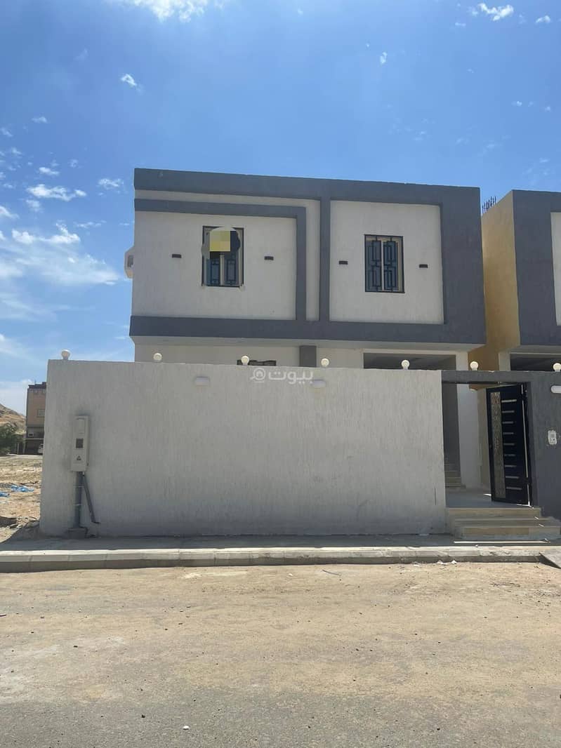 Detached Villa + Annex For Sale In Al Ukayshiyyah, Makkah