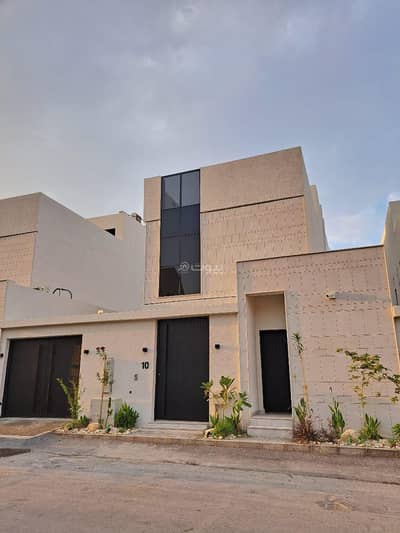 فیلا 5 غرف نوم للايجار في الرياض، منطقة الرياض - فيلا جديدة للإيجار في الملك فهد، الرياض