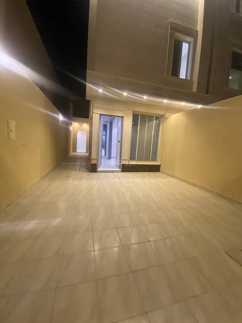 Floor in Riyadh，West Riyadh，Tuwaiq 4 bedrooms 700000 SAR - 87539300