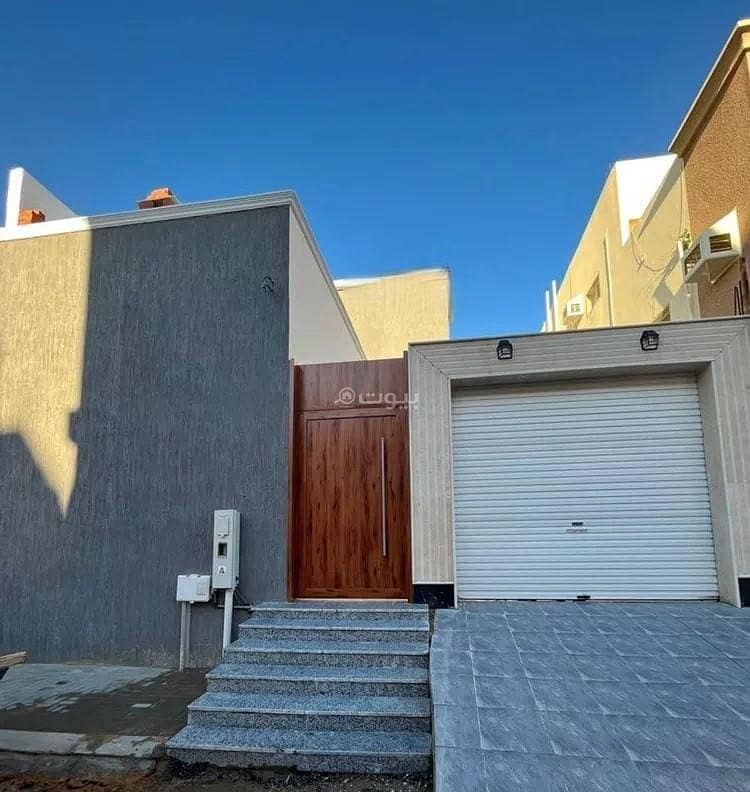 Villa For Sale On Jazan St. In Al Basatin, Tabuk