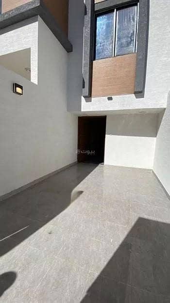 4 Bedroom Floor for Sale in Khamis Mushait, Asir - Floor in Khamis Mushait，Dhahban Al Sharqi 4 bedrooms 950000 SAR - 87538568