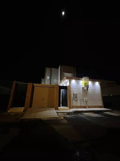 فیلا 5 غرف نوم للبيع في حائل، منطقة حائل - فيلا للبيع على شارع عثمان بن مالك بحي النقرة، حائل | 400م2