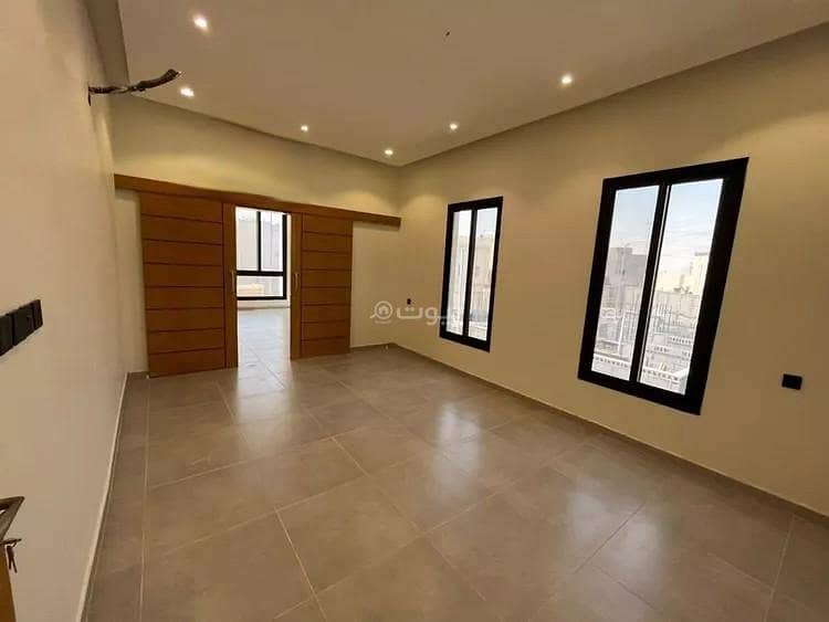 شقة للبيع على شارع برقان بحي ضاحية الملك فهد، الدمام | 253م2