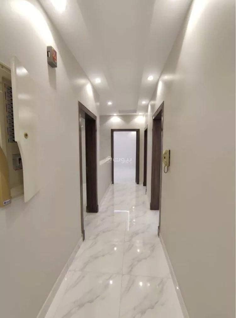 Floor in Jida，North Jeddah，Ar Riyadh 5 bedrooms 990000 SAR - 87538975