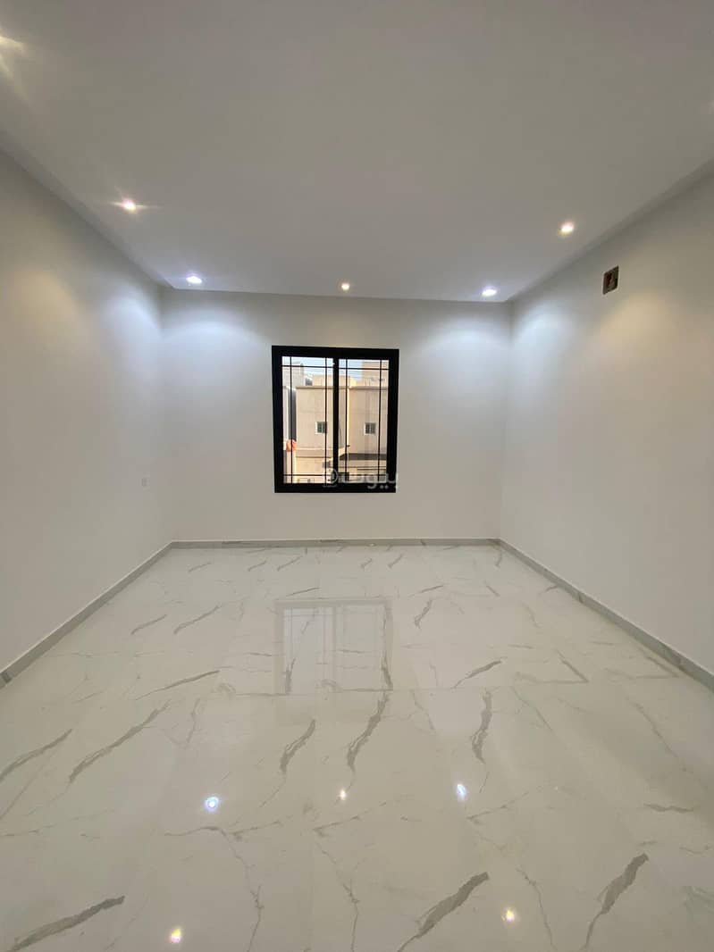 Villa with internal stairs and apartment for sale in Al Bayan Neighborhood, East Riyadh