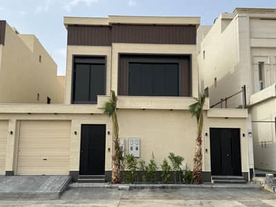 4 Bedroom Villa for Sale in Riyadh, Riyadh Region - Villa with apartment for sale in Al Yarmuk, East Riyadh