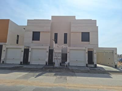 دور 4 غرف نوم للبيع في الرياض، منطقة الرياض - ادوار تاون هاوس للبيع بحي المونسية