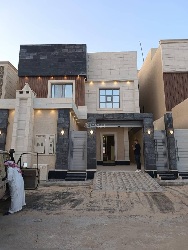 Internal Staircase Villa For Sale In Al Bayan Neighborhood, East Riyadh