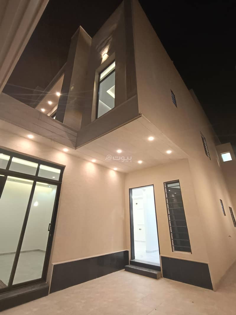 Villa in Riyadh，East Riyadh，Al Bayan Neighborhood 5 bedrooms 1500000 SAR - 87538885
