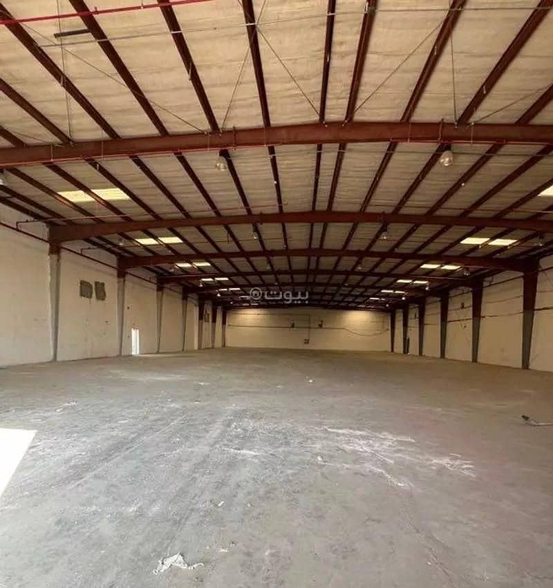 Warehouse for rent in Sulay, directly on Istanbul Street