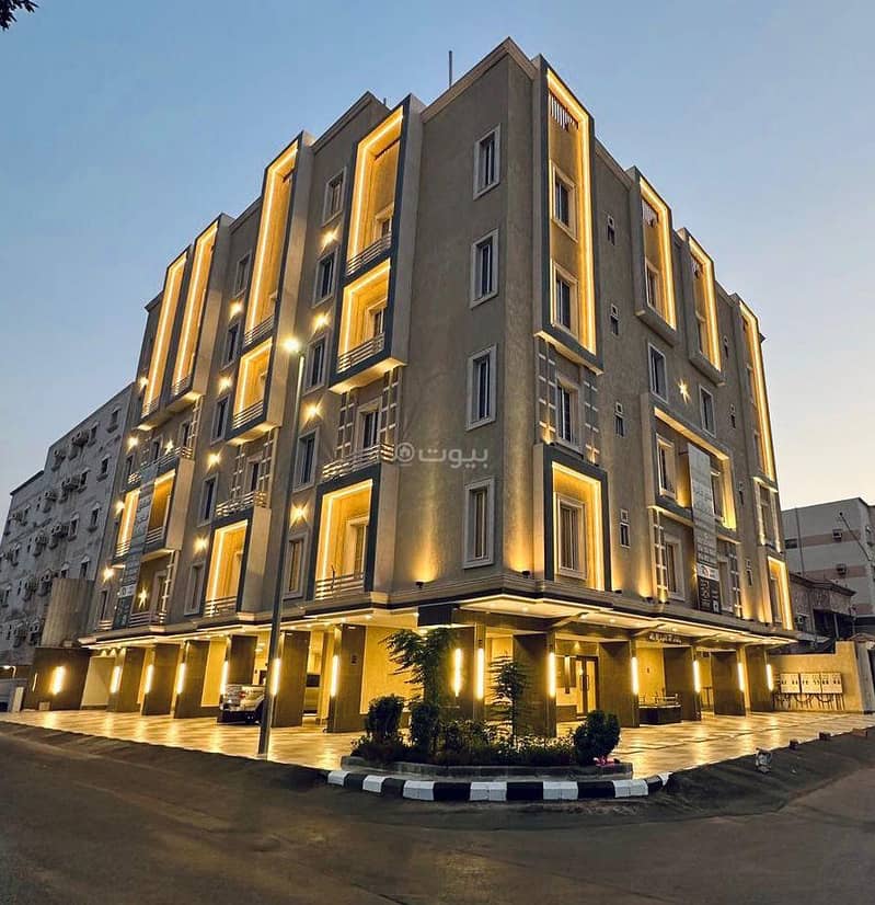Apartment for sale in Al-Safa district, 5 rooms, cash only offer 599 thousand