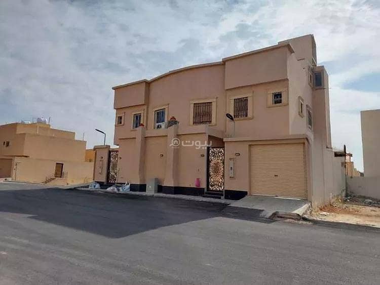 9 Bedroom Villa For Sale in Dhahrat Laban, Riyadh