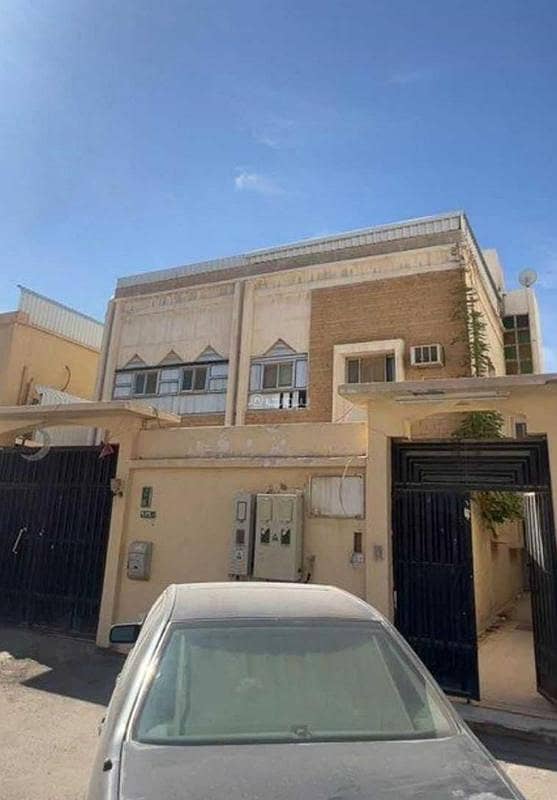 10 Bedroom Villa For Sale in Al Wurud, Riyadh