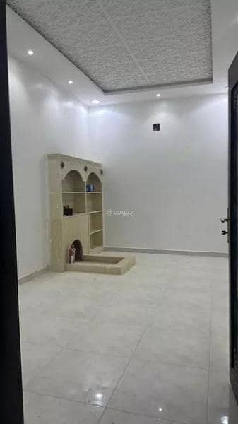 Villa for rent on Al Nahar Street, Al Ramal neighborhood, East Riyadh