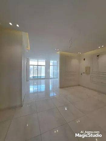 5 Bedroom Villa for Sale in Jeddah, Western Region - Villa for sale on Mohammed Bin Al-Tweel Al-Qurashi Street in Al-Yaqut, north of Jeddah