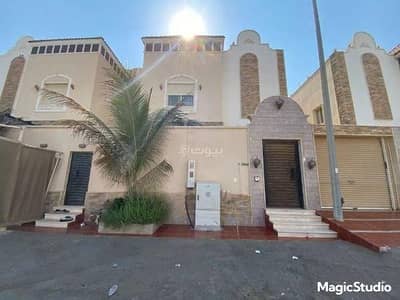5 Bedroom Villa for Sale in Jeddah, Western Region - Villa for sale on Prince Naif Road, Al Amwaj District, Jeddah