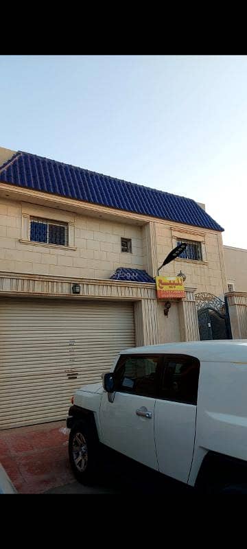 فيلا 12 غرفة للبيع في شارع الصبيحاني، الرياض