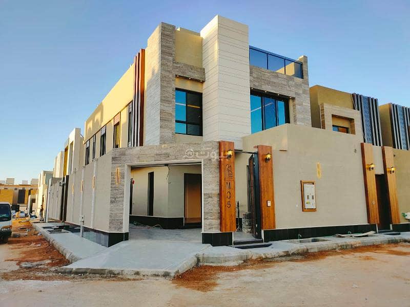 Corner villa with internal staircase and apartment for sale in Al Munsiyah district, east Riyadh
