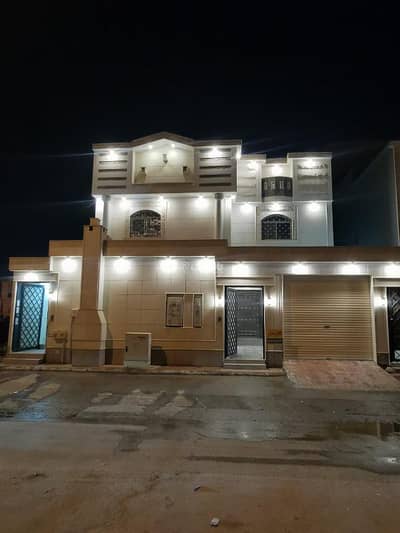 11 Bedroom Villa for Sale in Riyadh, Riyadh Region - Villa for sale in Al Ramal district