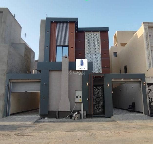 Detached Villa + Apartment + Annex For Sale In Al Rimal, East Riyadh