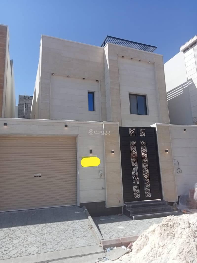 Separate villa + annex for sale in Al Difa, Madina