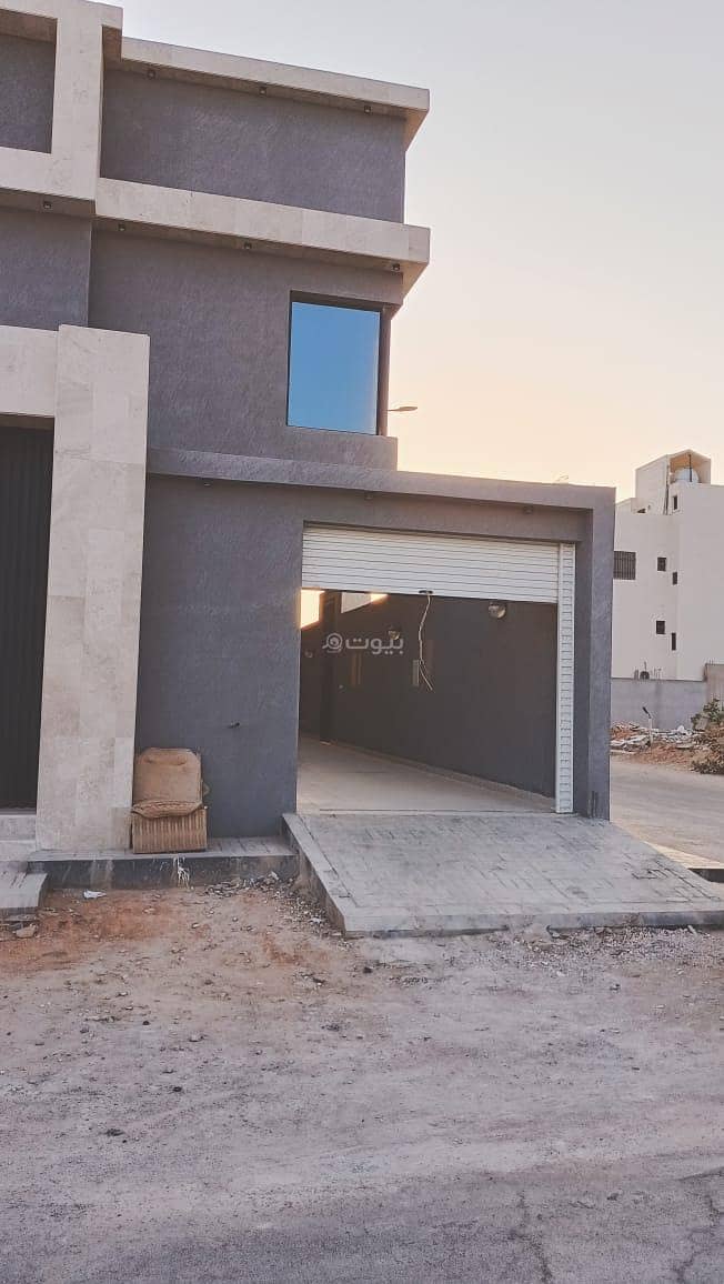 Villa in Riyadh，East Riyadh，Al Qadisiyah 4 bedrooms 1750000 SAR - 87521522