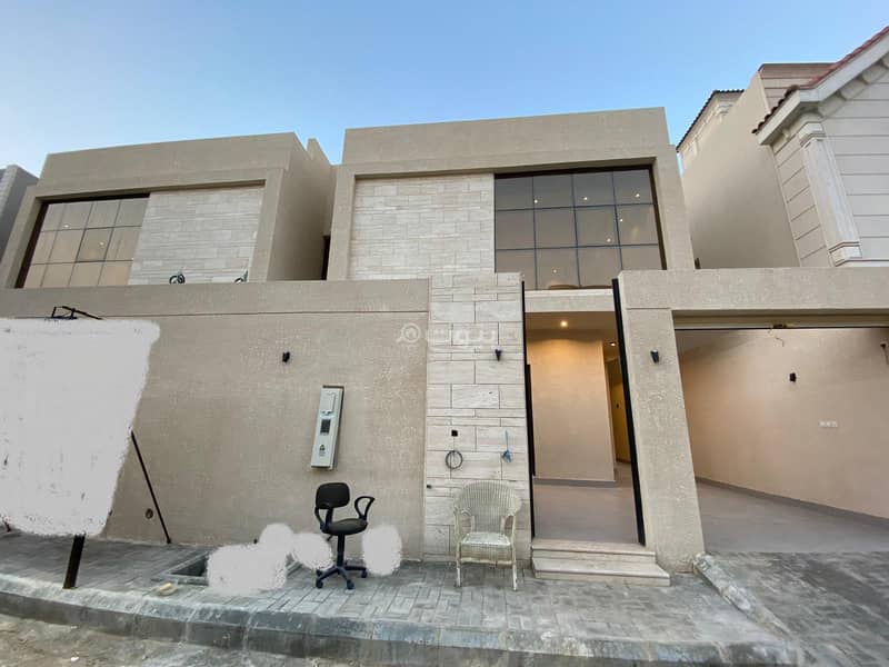 Contiguous villa for sale in Al-Arid district, north of Riyadh