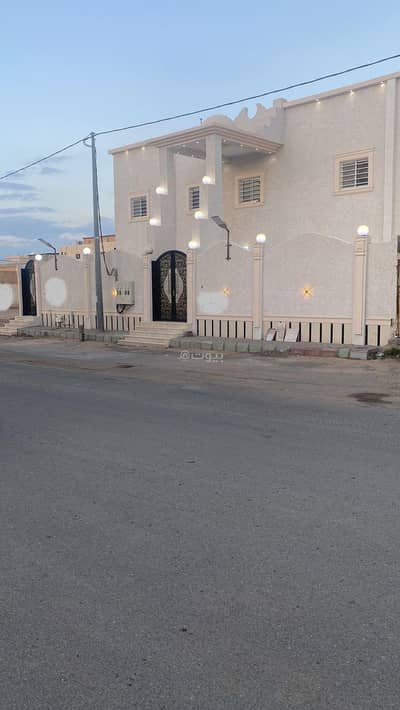 فیلا 4 غرف نوم للبيع في عفيف، منطقة الرياض - فيلا منفصلة + شقتين - عفيف  المنفوحة  (طريق الملك فيصل)